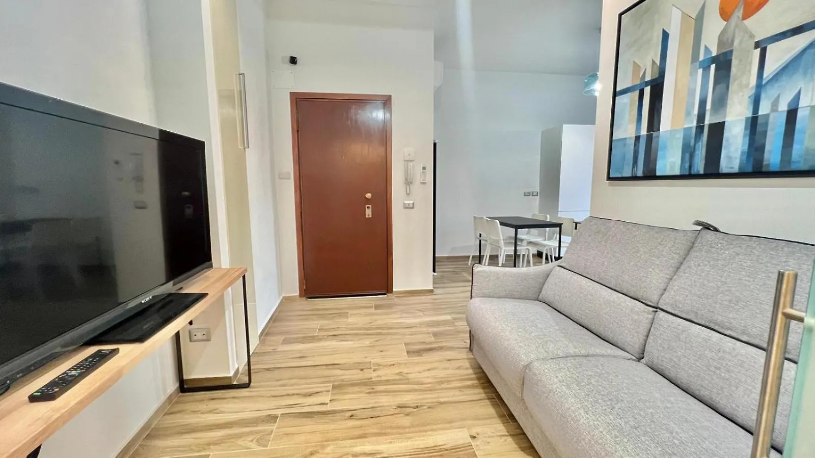 Torelli Home, Moderno E Confortevole, Nel Cuore Della Citta Di Milano, Con Balcone Vista Porta Garibaldi